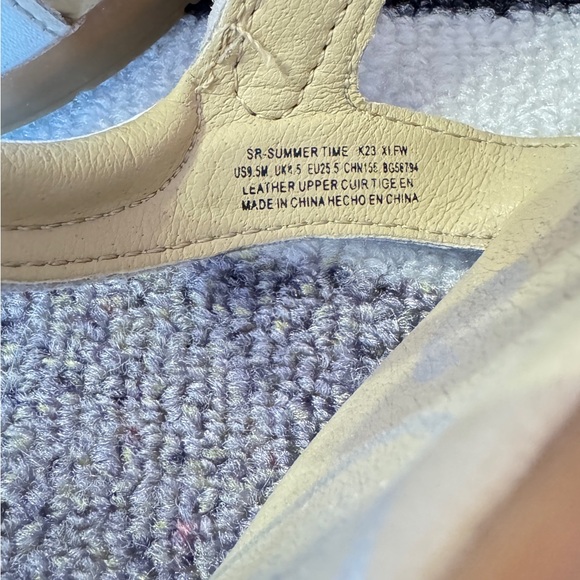 Stride Rite White Leather Kids Summertime Sandals - Picture 5 of 9